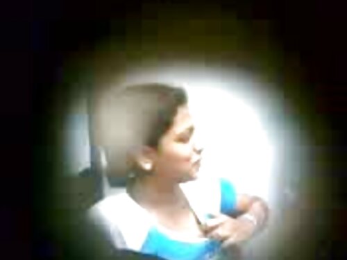 ஒரு மலையாளி, கவர்ச்ச ...